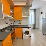 House Apartment *