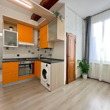 House Μπολόνια